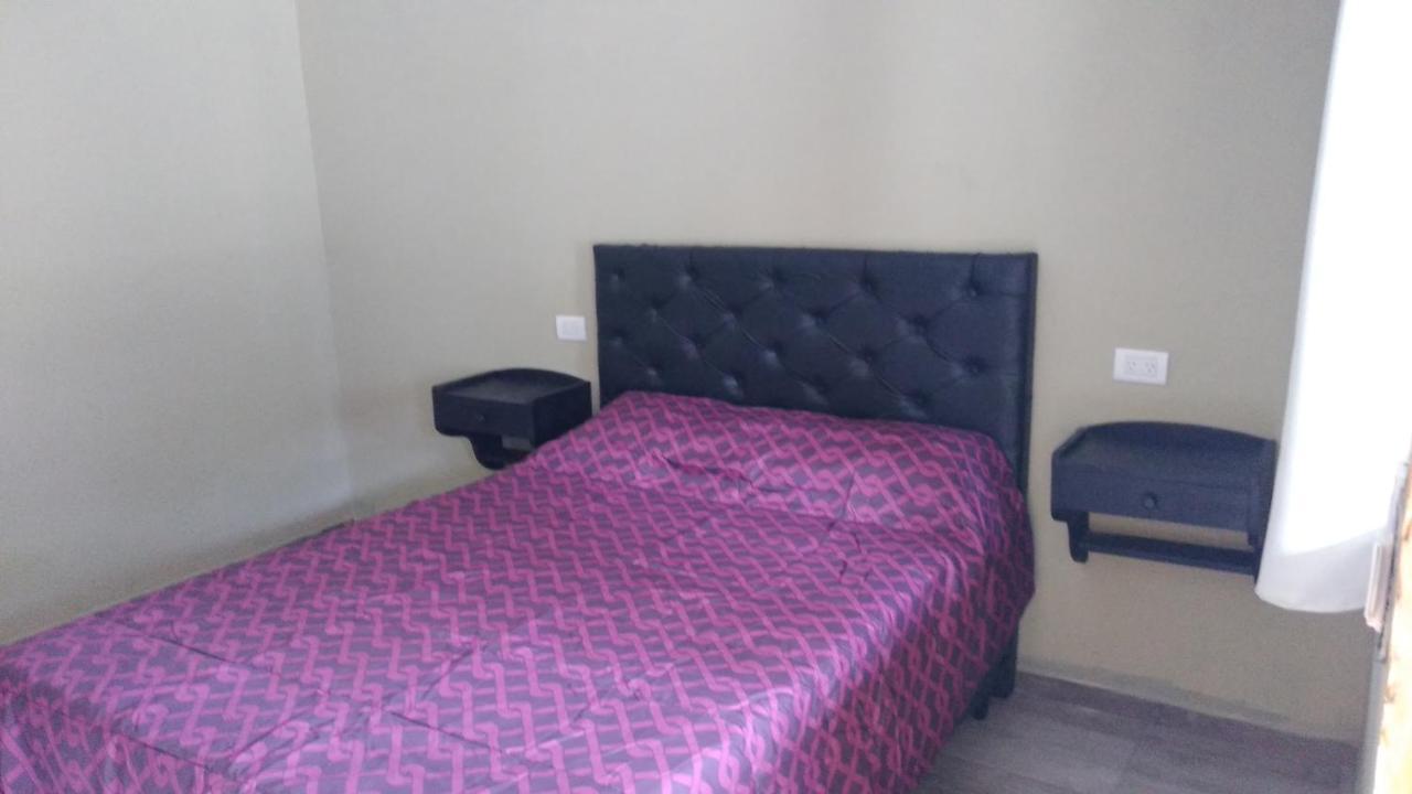 Hotel Bates Вила Генерал Белграно Екстериор снимка